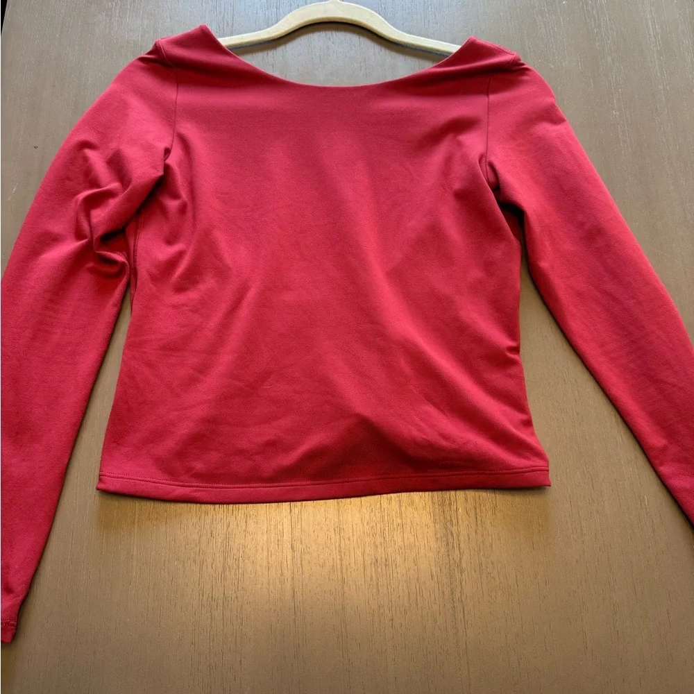 Aerie Vibrant Red Long Sleeve Top with open back - Picture 1 of 3